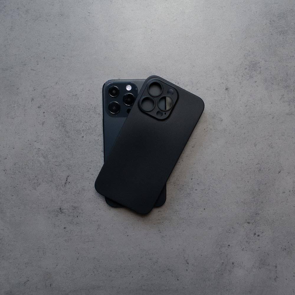 Coque iPhone 13 Pro ultra fine noire