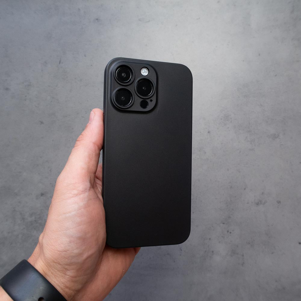 Coque iPhone 13 Pro ultra fine noire