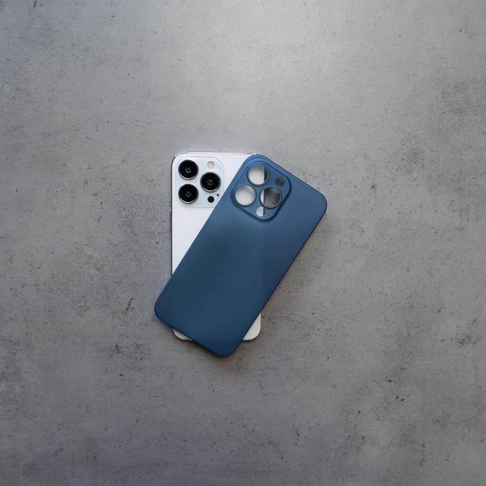 Coque iPhone 13 Pro ultra fine bleu