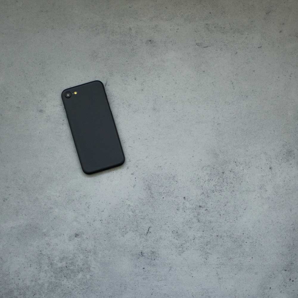 Ultra Thin iPhone SE Case - Matte Black