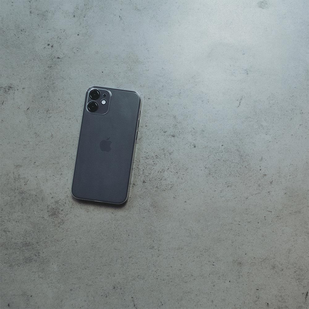 Ultra Thin iPhone 12 Case - Clear