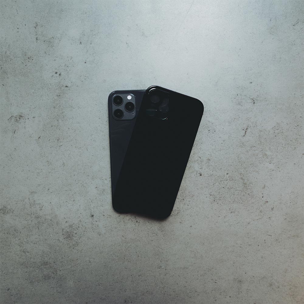 Ultra Thin iPhone 12 Pro - Jet Black