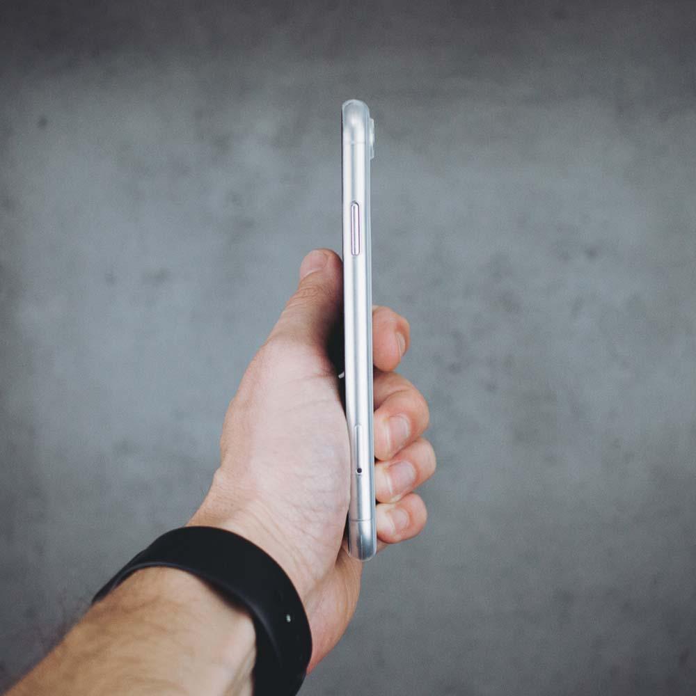 Ultra Thin iPhone XR Case - Clear